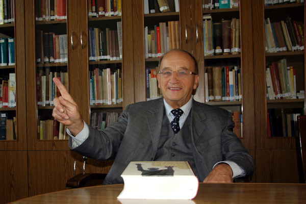 Tremmel Flórián professor emeritus, PTE Állam- és Jogtudományi Kar, Büntető Eljárásjogi és Kriminalisztikai Tanszék