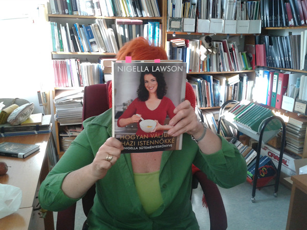 Vargáné Gáspár Noémi könyvtáros, PTE Egyetemi Könyvtár és Tudásközpont