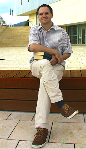 Dr. Herke Csongor  egyetemi docens, tanszékvezető, PTE Állam- és Jogtudományi Kar, Büntető Eljárásjogi és Kriminalisztikai Tanszék