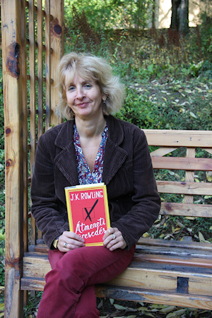 Dr. Petz Andrea egyetemi adjunktus, PTE TTK Szervetlen Kémia Tanszék