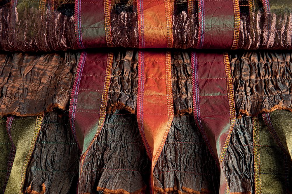 Körülöttünk : ipar- és tervezőművészet : Nemzeti Szalon