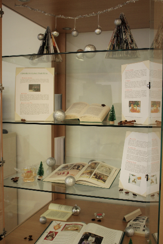 Christmas Vitrine Exhibition – Hungarian Holiday Traditions